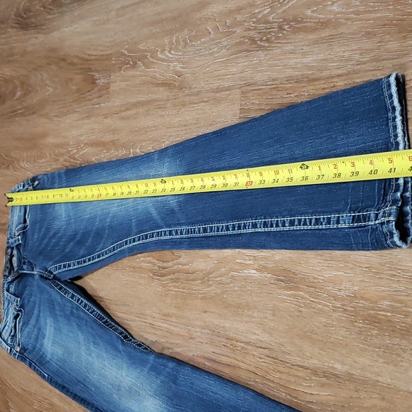 (W28/35L) Silver Jeans Co. Tuesday 16 ½" Designed in Canada Slim Denim Classic - Picture 7 of 11